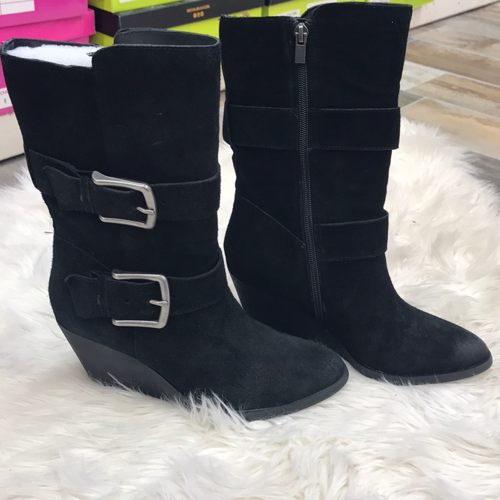 Very Volatile LA wedge boot